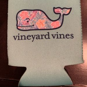 Vineyard Vines Coozie/Huggie